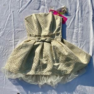 Betsy Johnson champagne tulle party dress 🥂